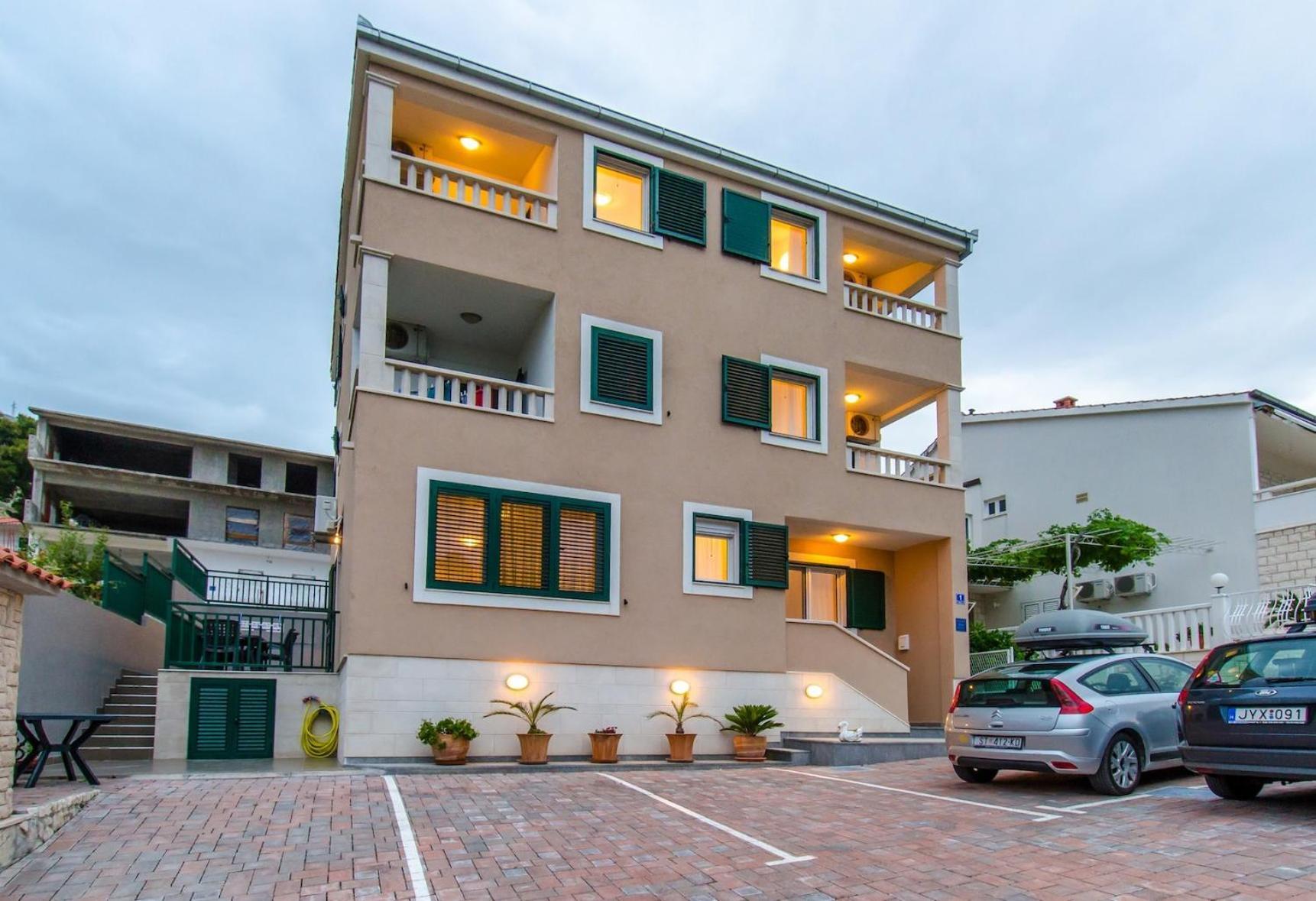 Apartment Lidija
